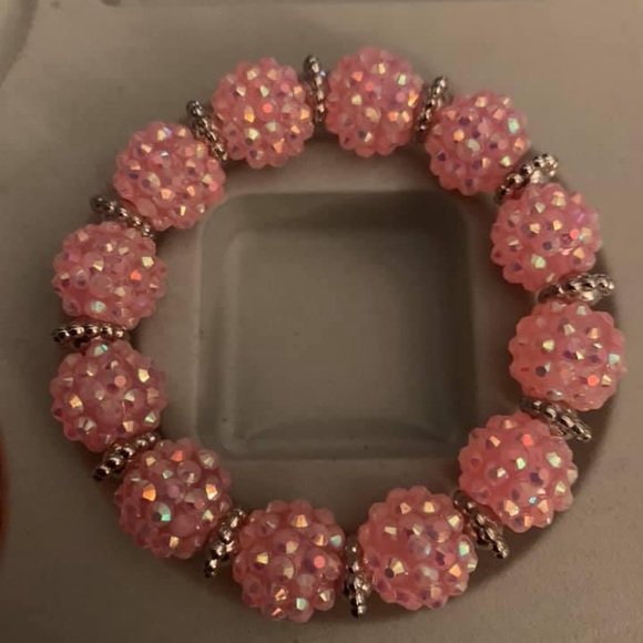 Bracelets - Picture 2 of 3